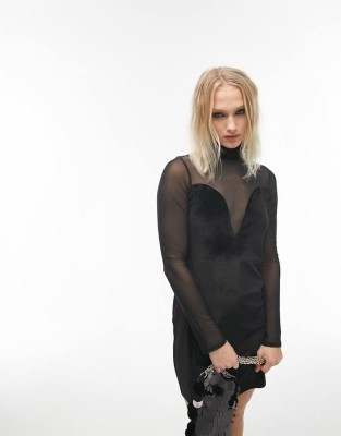 Czarna aksamitna sukienka (44)