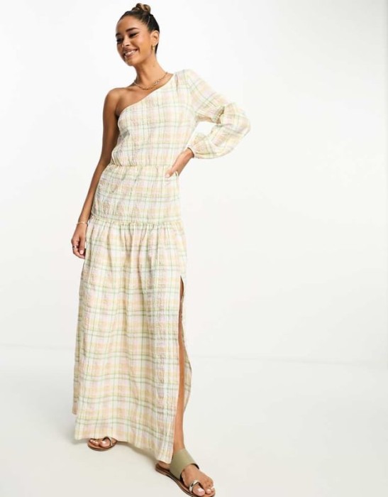 Kraciasta sukienka jedno ramię (38)