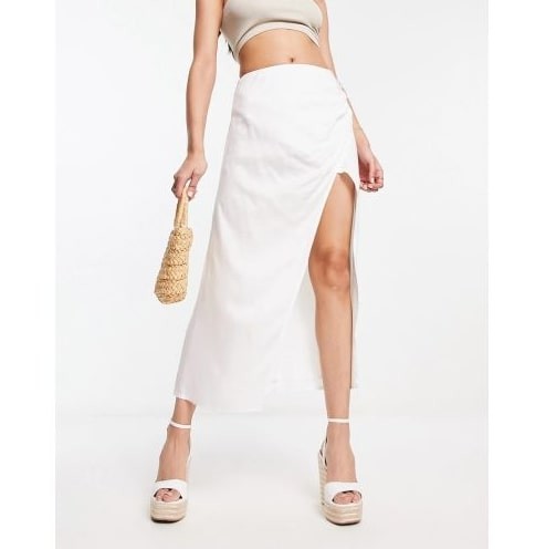 Biała spódnica rozcięcie (34)