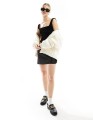 Welurowy czarny top (32-34)