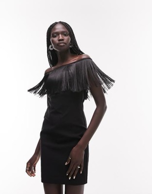 Czarna sukienka mini frędzle (36)