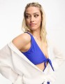 Kobaltowy ciążowy top bikini (36)