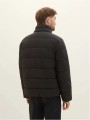 Czarna puchowa kurtka zamek (XL)