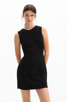 Czarna sukienka bez rękawów (L)