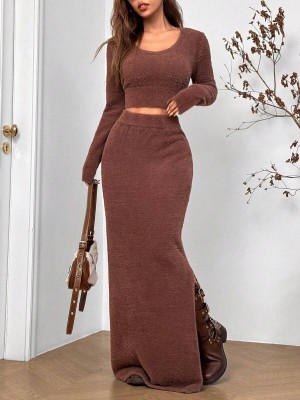 Brązowy dzianinowy komplet (L)