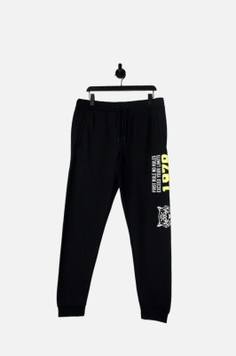 Czarne spodnie nadruk (2XL)
