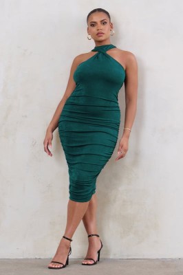 Zielona dopasowana sukienka midi (44)