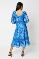 Niebieska sukienka długie rękawy wzór (40)