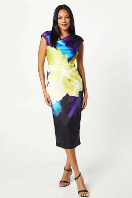 Kolorowa prosta sukienka (36)