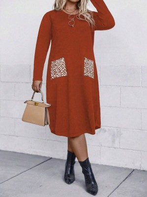 Miedziana prosta sukienka kieszenie (1XL)