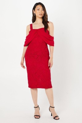 Czerwona sukienka koronkowa (40)