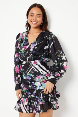 Czarna mini sukienka wzór (36)