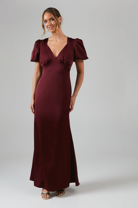 Bordowa satynowa sukienka maxi (40)