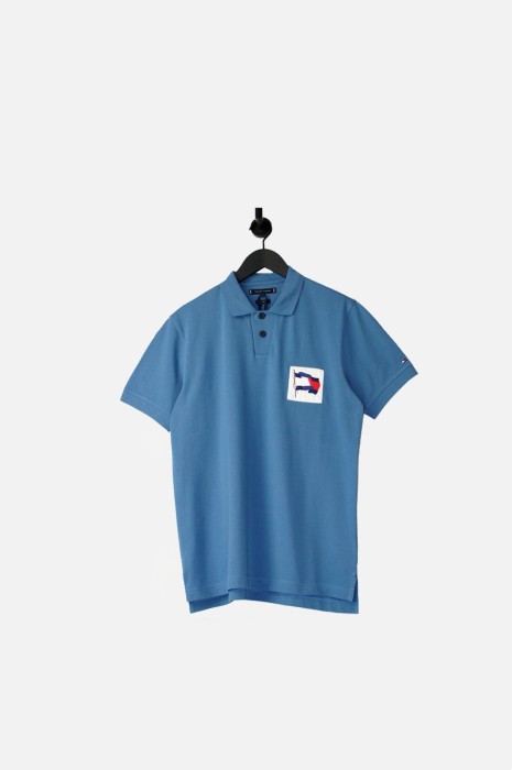 Niebieska koszulka polo logo