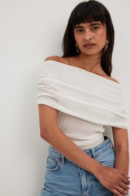 Śmietankowa bluzka off shoulder (XXS)