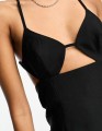Czarna mini sukienka odkryte plecy (40)