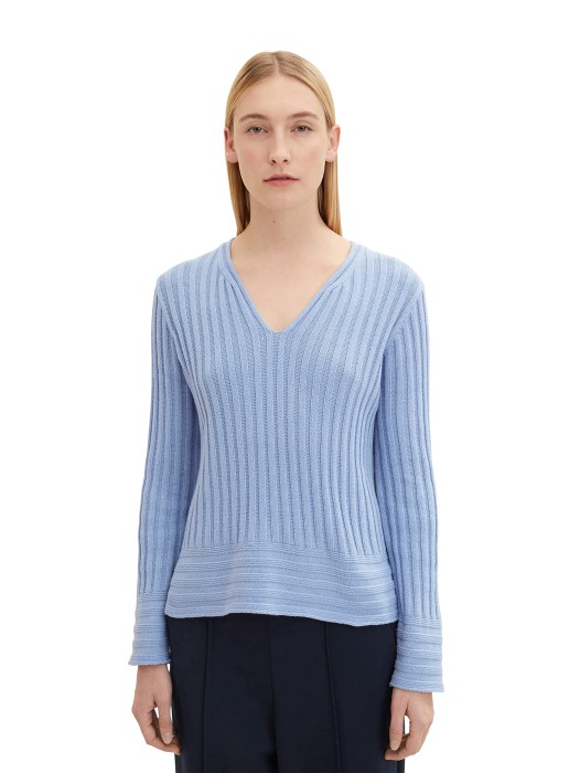 Niebieski sweter v neck (S)