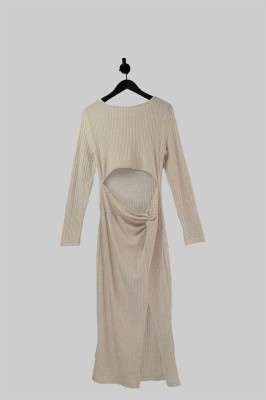 Beżowa dzianinowa sukienka cut out (XL)