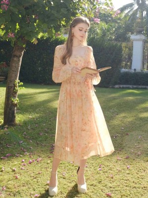 Wzorzysta sukienka midi długi rękaw (S)