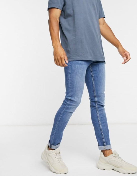 Niebieskie jeansy skinny (28)