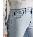 Jasnoniebieskie jeansy rurki (30/32)