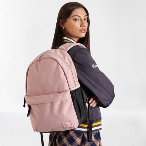 Różowy duży plecak