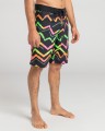 Czarne boardshorty kolorowy nadruk (30)
