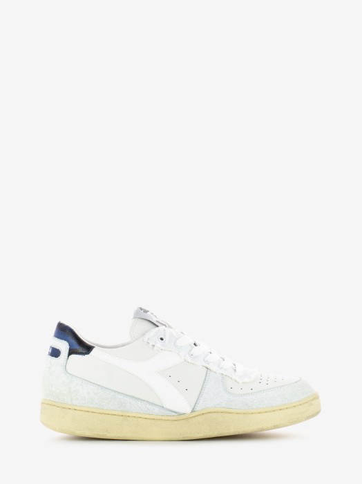 Sznurowane sportowe buty (43)