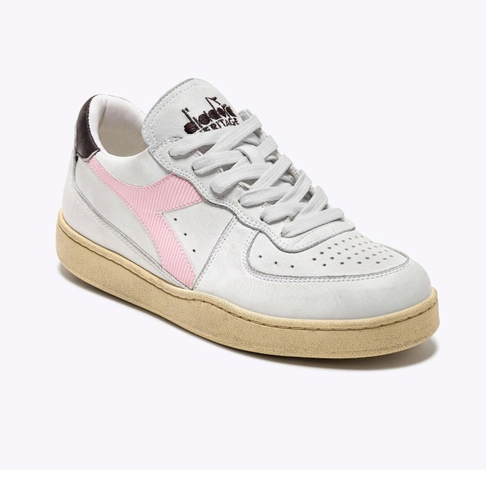 Białe sneakersy logo (42)