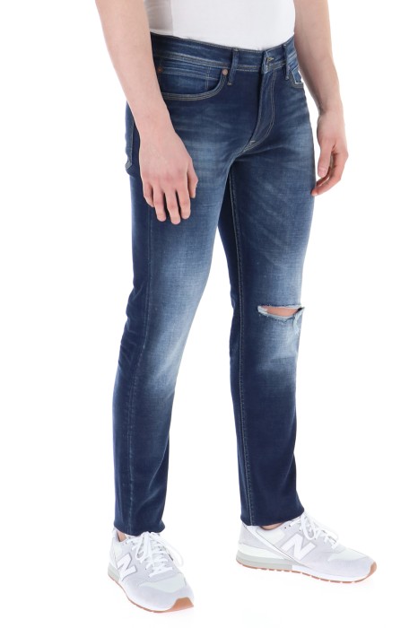 Niebieskie jeansy dziura (34/32)