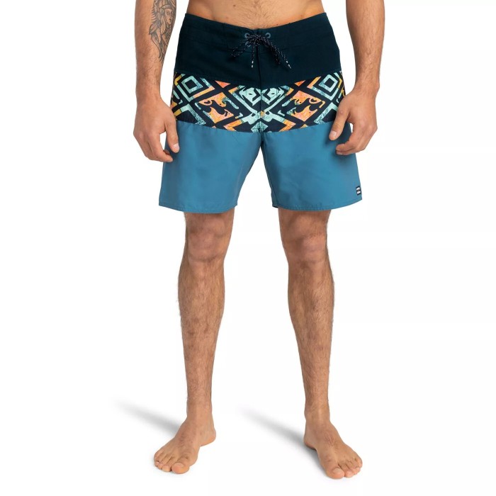 Logowane-boardshorty-wzor-30(1).jpg