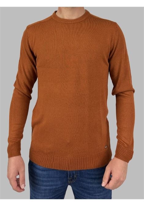 Brązowy klasyczny sweter (XL)