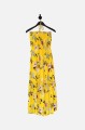 Żółta sukienka bez rękawów wzór