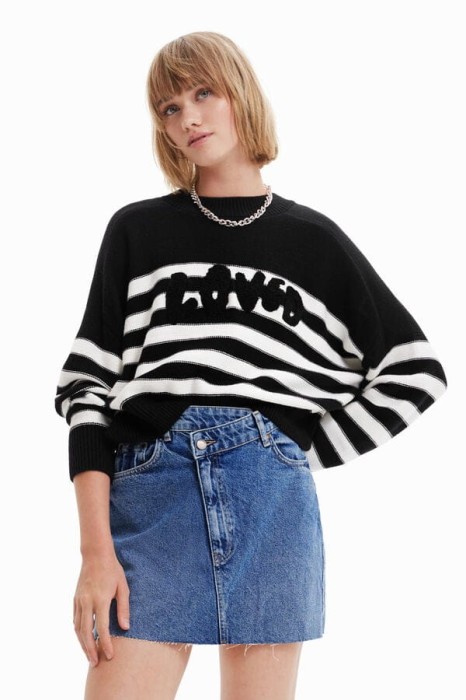 Luźny czarny sweter paski (XS)