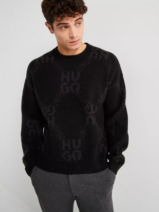Czarny sweter logo (L)