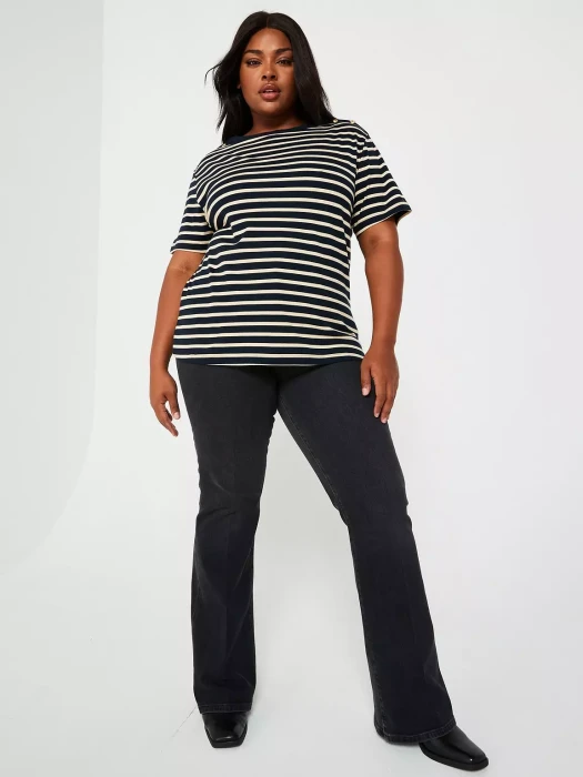 Grafitowe jeansy bootcut (46)
