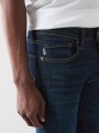 Granatowe jeansy rurki (30/32)