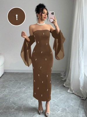 Brązowa zdobiona sukienka midi (L)