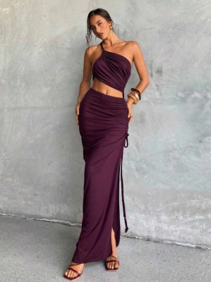 Burgundowa sukienka odkryte plecy (S)