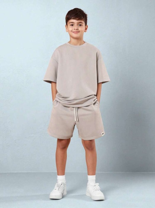 Szary komplet szorty t-shirt (12L)