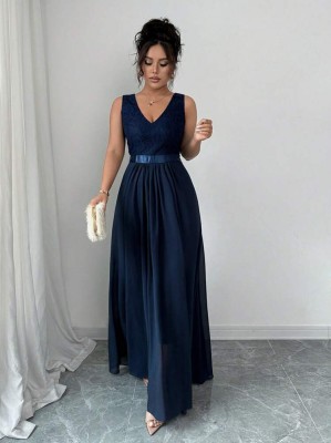 Granatowa sukienka koronkowa góra (S)