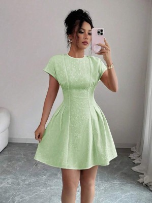 Zielona sukienka mini hafty (S)