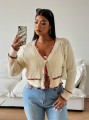 Krótki kardigan ecru guziki (2XL)