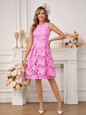 Różowa sukienka midi hafty (L)