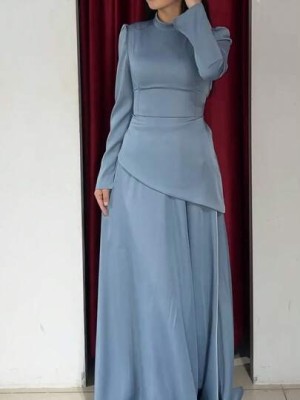 Niebieski komplet spódnica bluzka (XL)