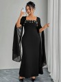 Czarna sukienka zdobiony dekolt (3XL)
