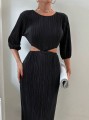 Czarna prosta sukienka cut out (S)