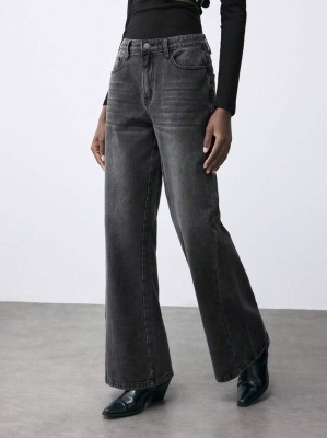 Grafitowe proste jeansy (30)