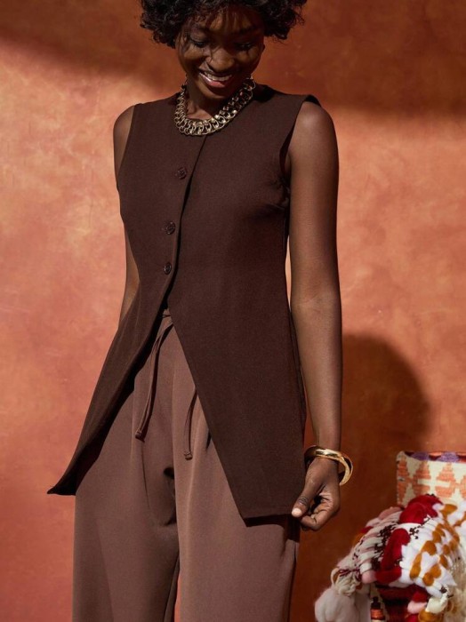 Brązowa dłuższa kamizelka guziki (M)