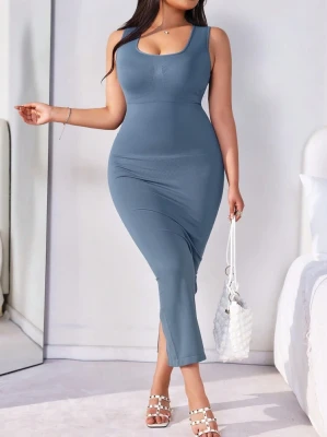 Elastyczna modelująca sukienka (S)